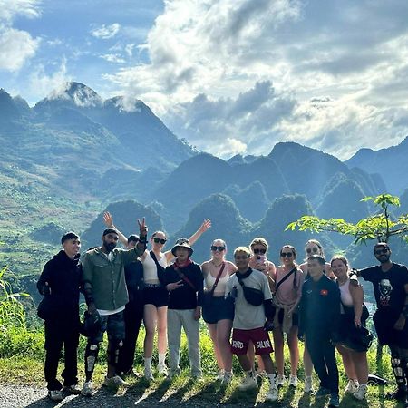 Bong Hostel Ha Giang Loop Экстерьер фото