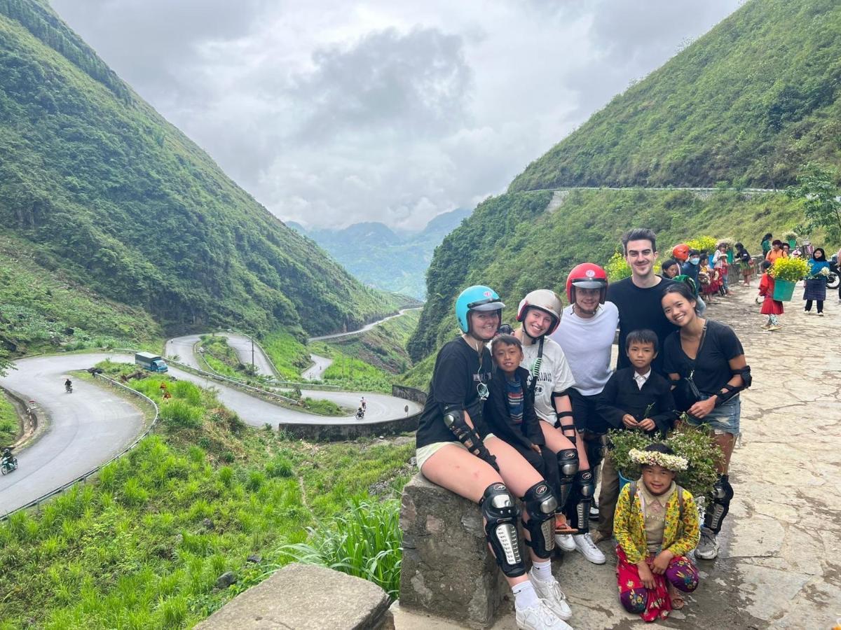 Bong Hostel Ha Giang Loop Экстерьер фото